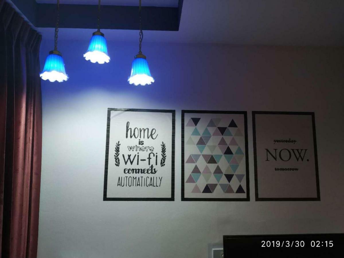 Wechat Inn Patong Exterior photo